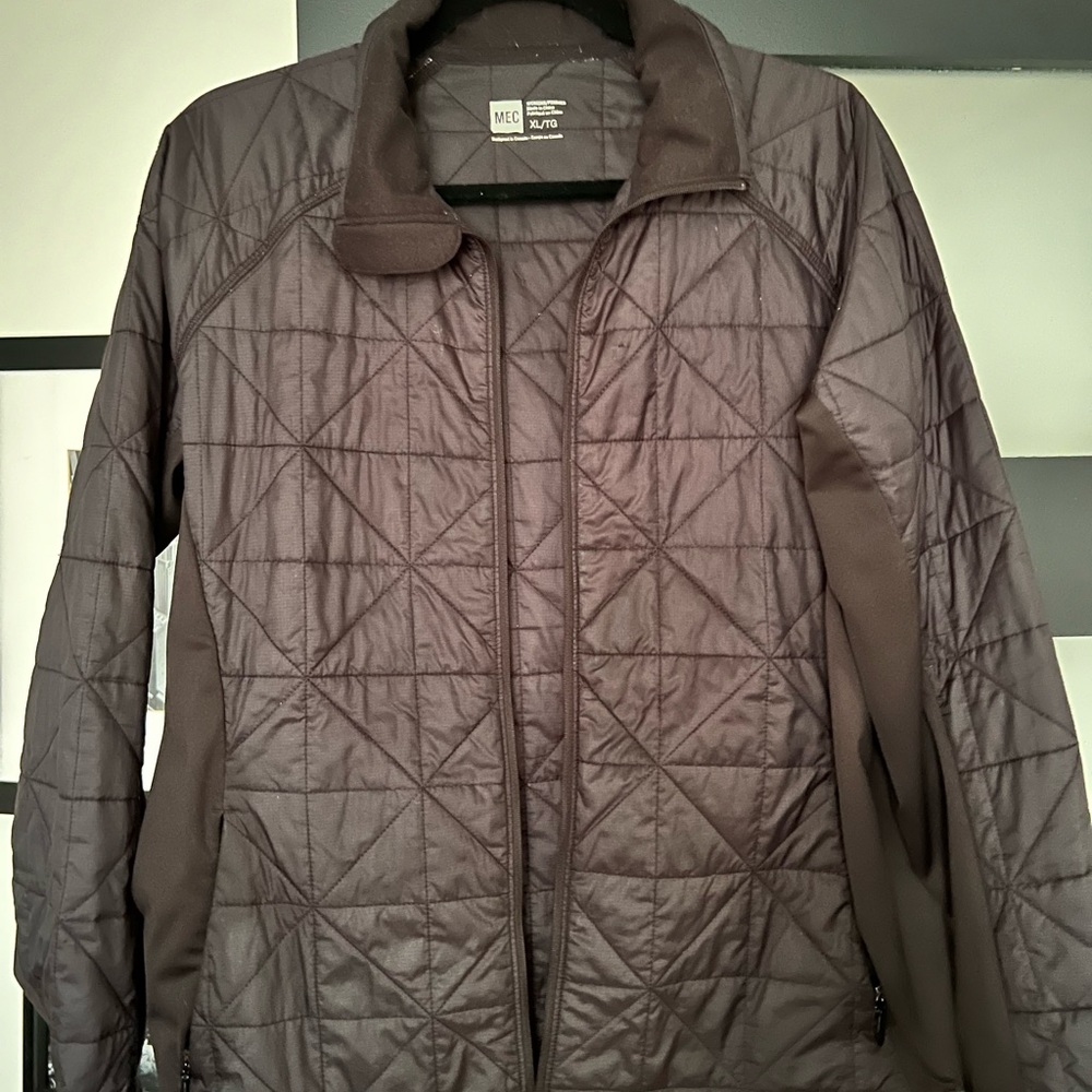 Woman MEC black coat